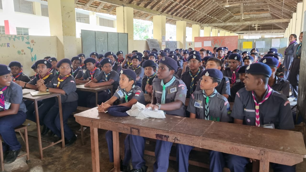 ദളനായക പരിശീലന ക്യാമ്പുകൾ സംഘടിപ്പിച്ചു